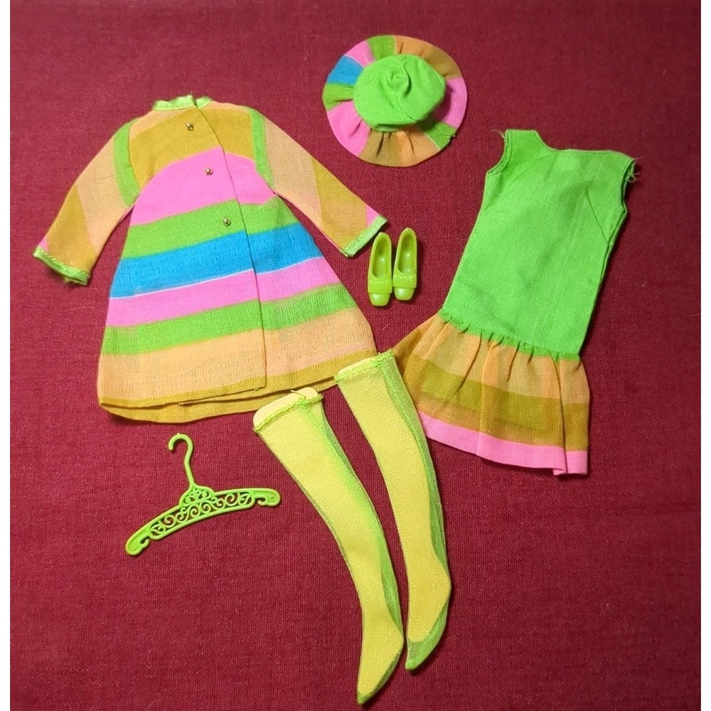 Vintage Barbie FRANCIE Outfit Merry Go Rounders #1230 Set Complete